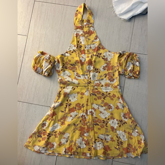 Revolve Ale by Alessandro - Picture 3 of 4